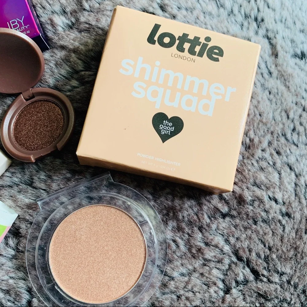 🖤 Ipsy 5pc Make-up Bundle